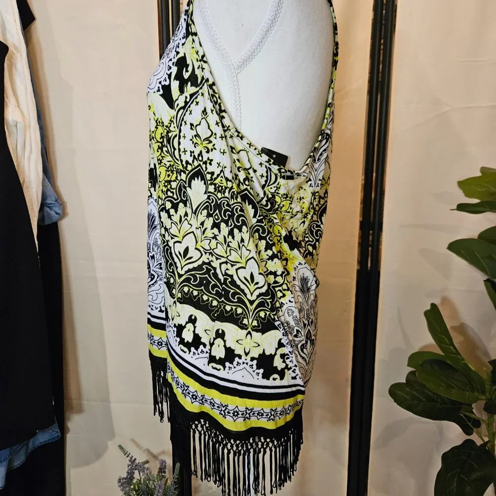 INC International Concepts top with fringe at the hem. Size Large - Picture 4 of 9